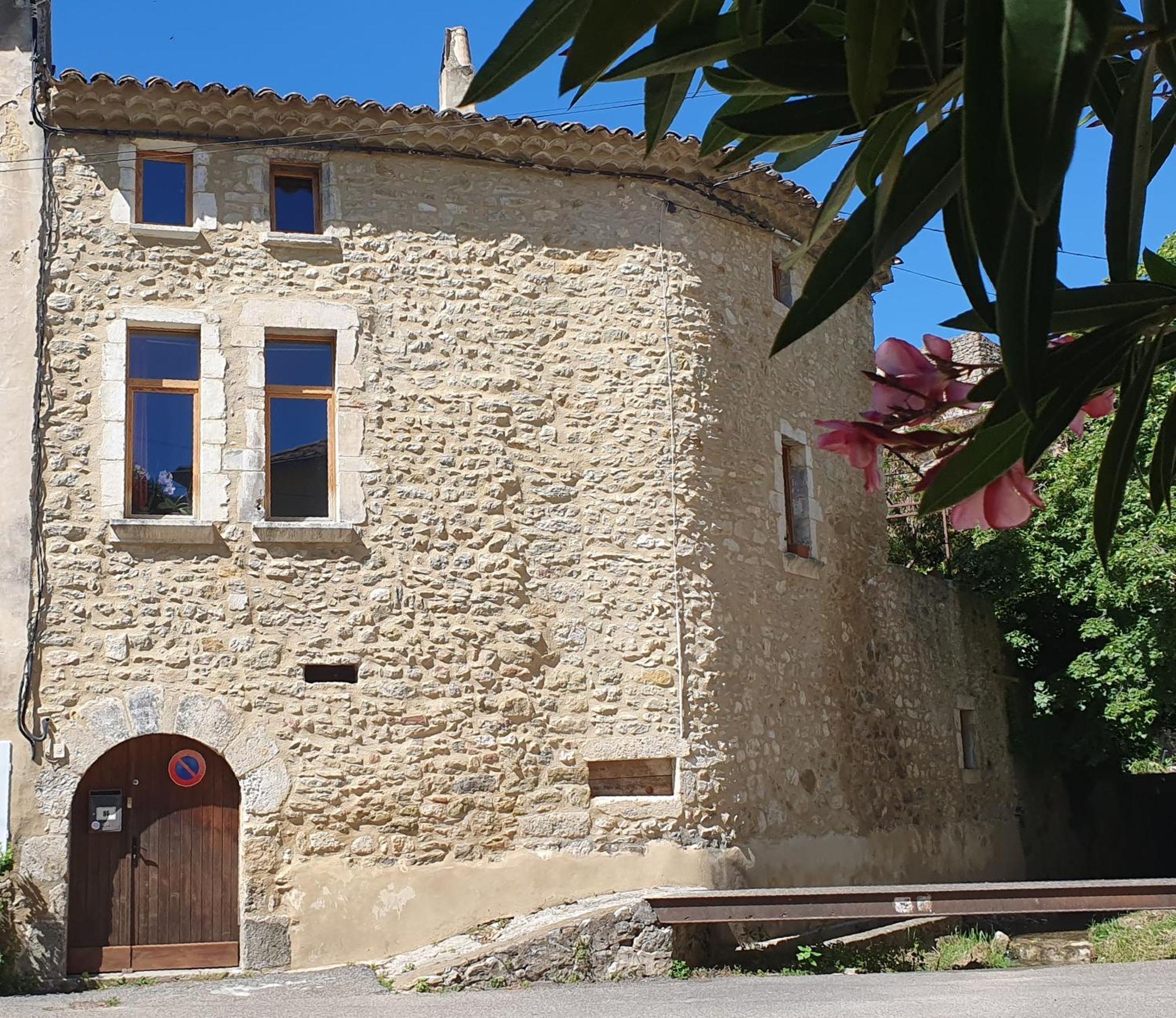 Gite Les Tilleuls Villa Saint-Montan Ngoại thất bức ảnh